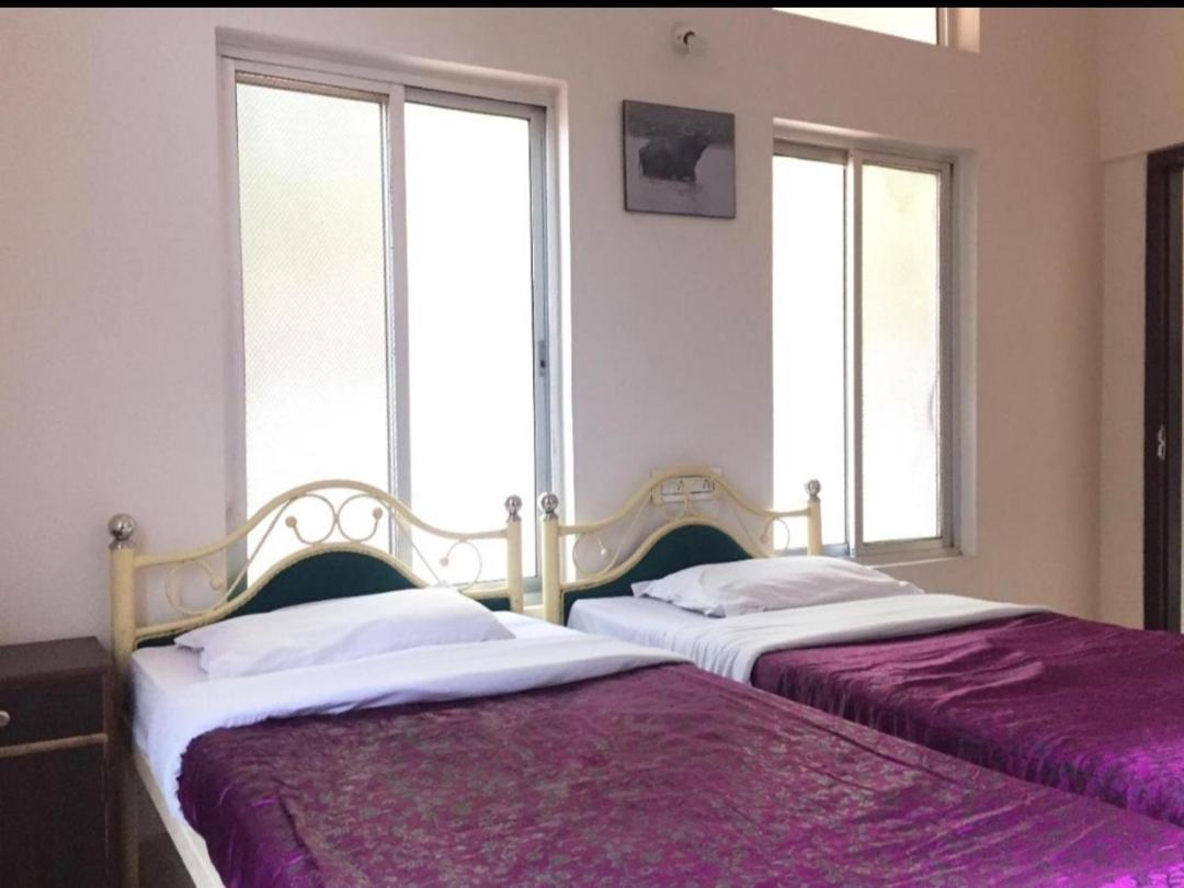 Hilltop Lodge Guwahati Buitenkant foto