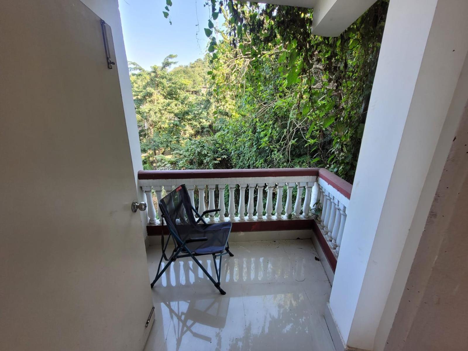 Hilltop Lodge Guwahati Kamer foto