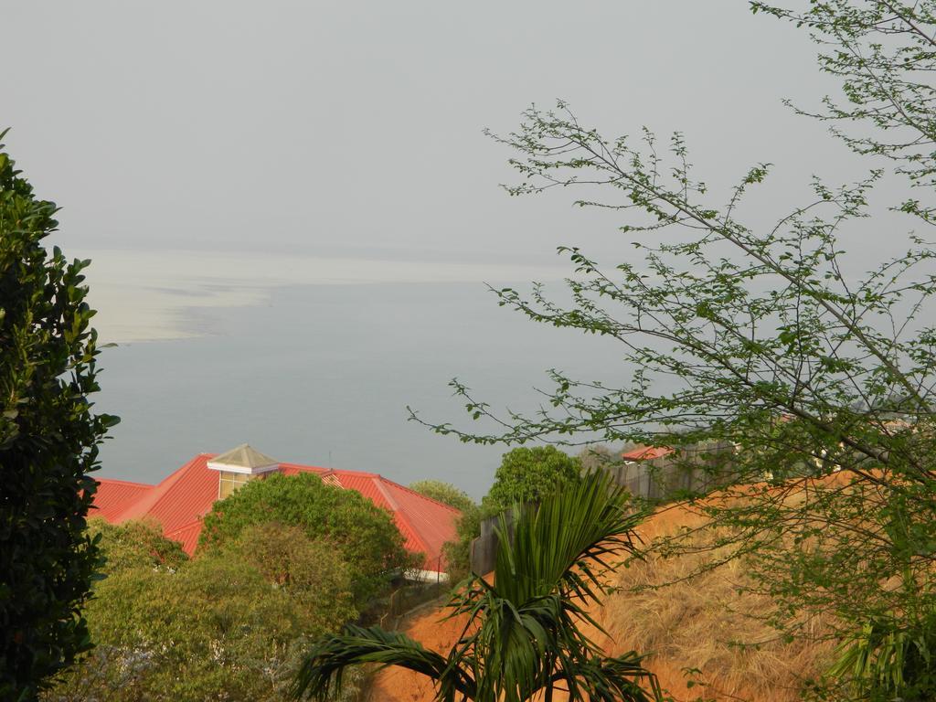Hilltop Lodge Guwahati Kamer foto